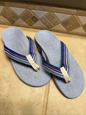 orthaheel Light Blue Flip Flop Sandals with Blue and Purple Straps